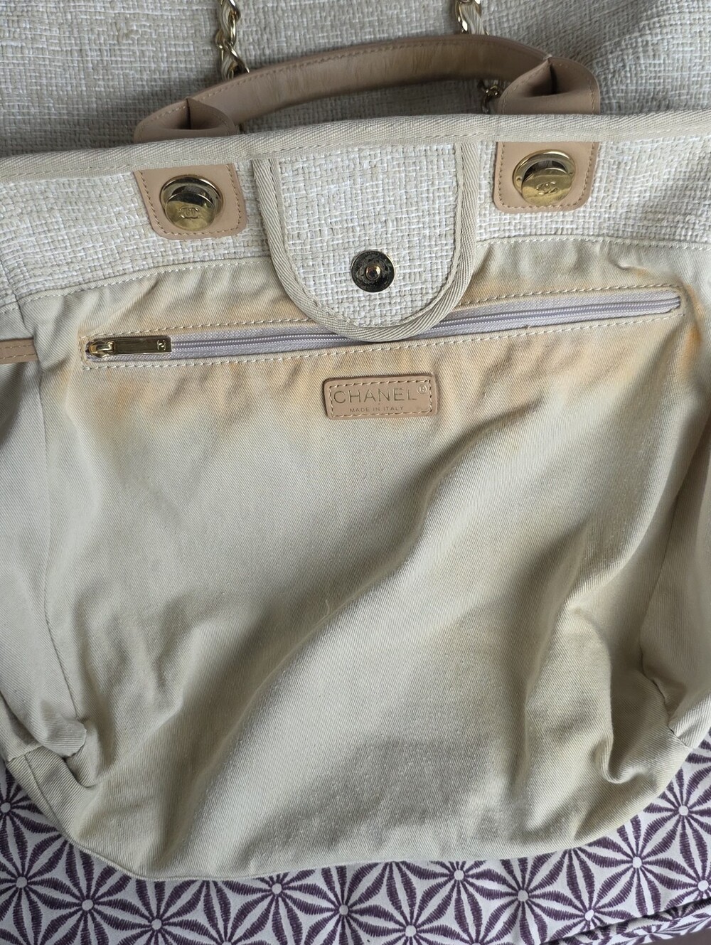 CHANEL Medium Deauville Tote Beige Raffia Glitter Gold Hardware - Picture 5 of 15